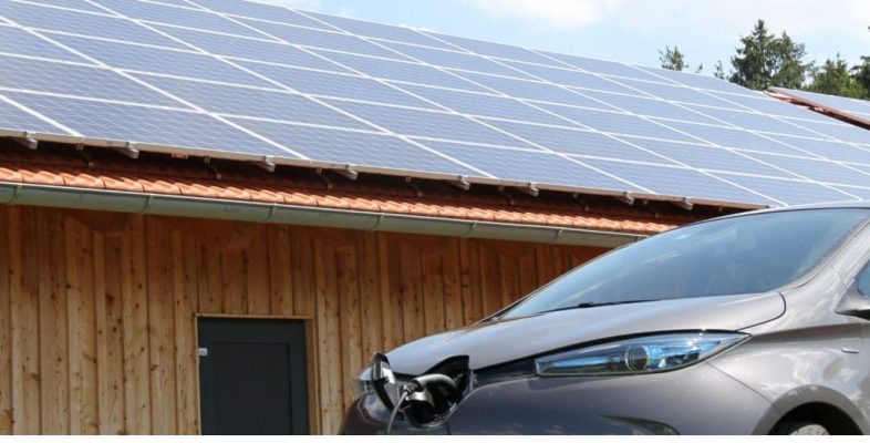 Hệ thống điện mặt trời để tự sử dụng và sạc xe điện